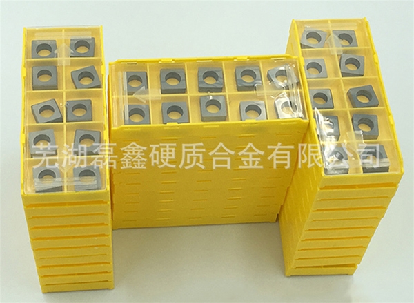 合金刀垫